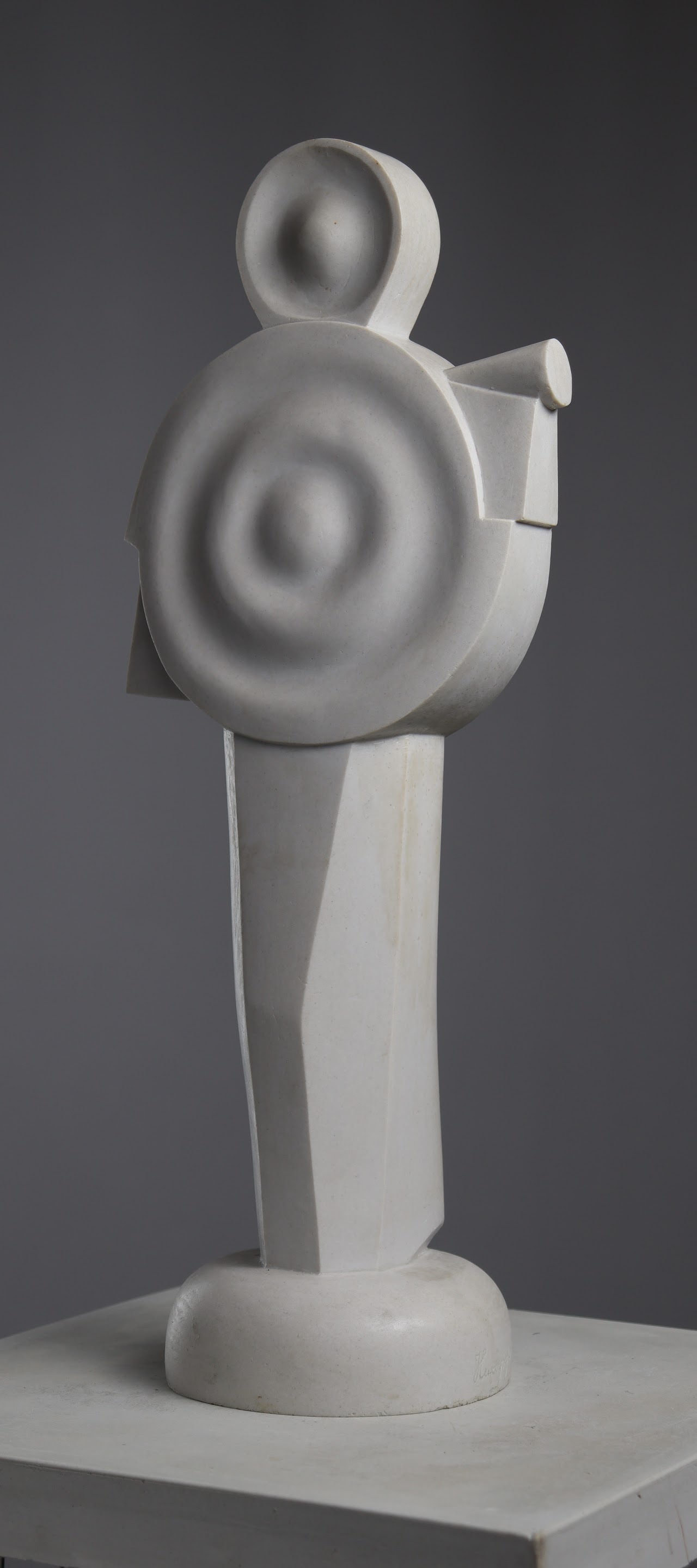 Янгол сурмить